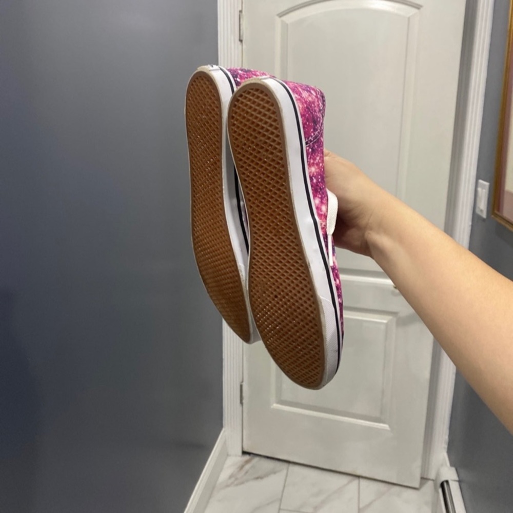 vans - Picture 6 of 6